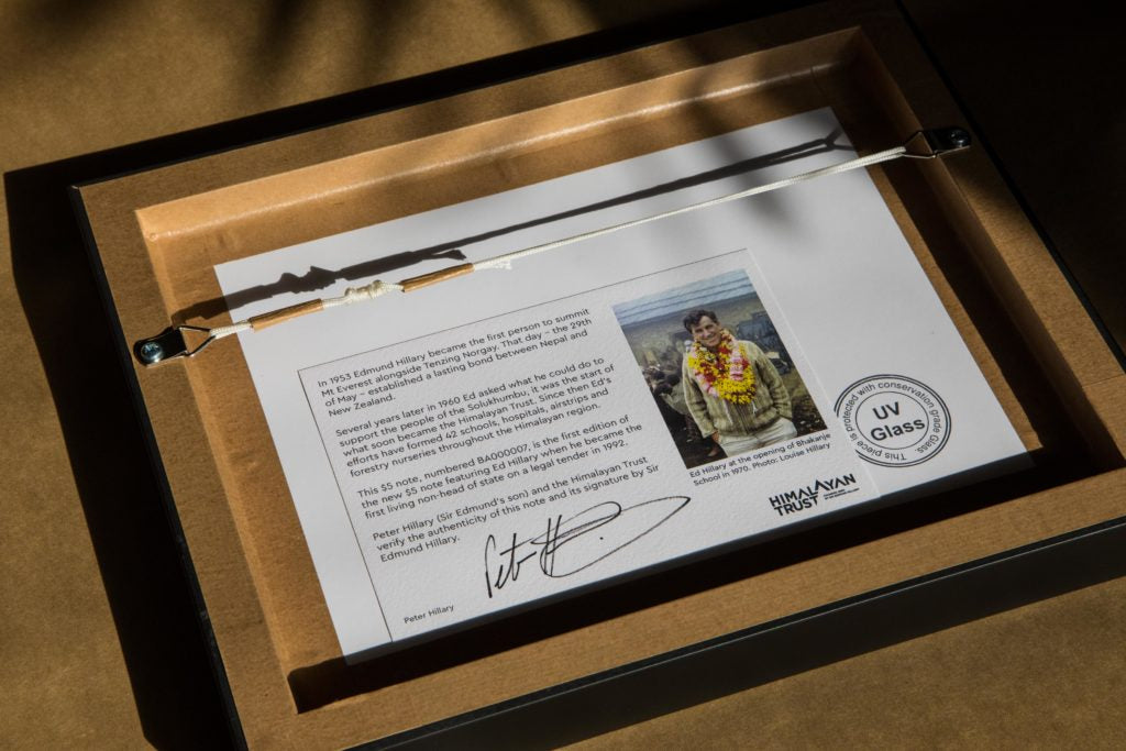$5 Note Signed by Sir Edmund Hillary